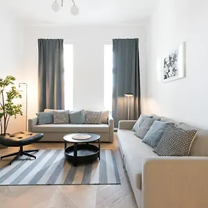 Urban Living - 18th District , Wiedeń Austria