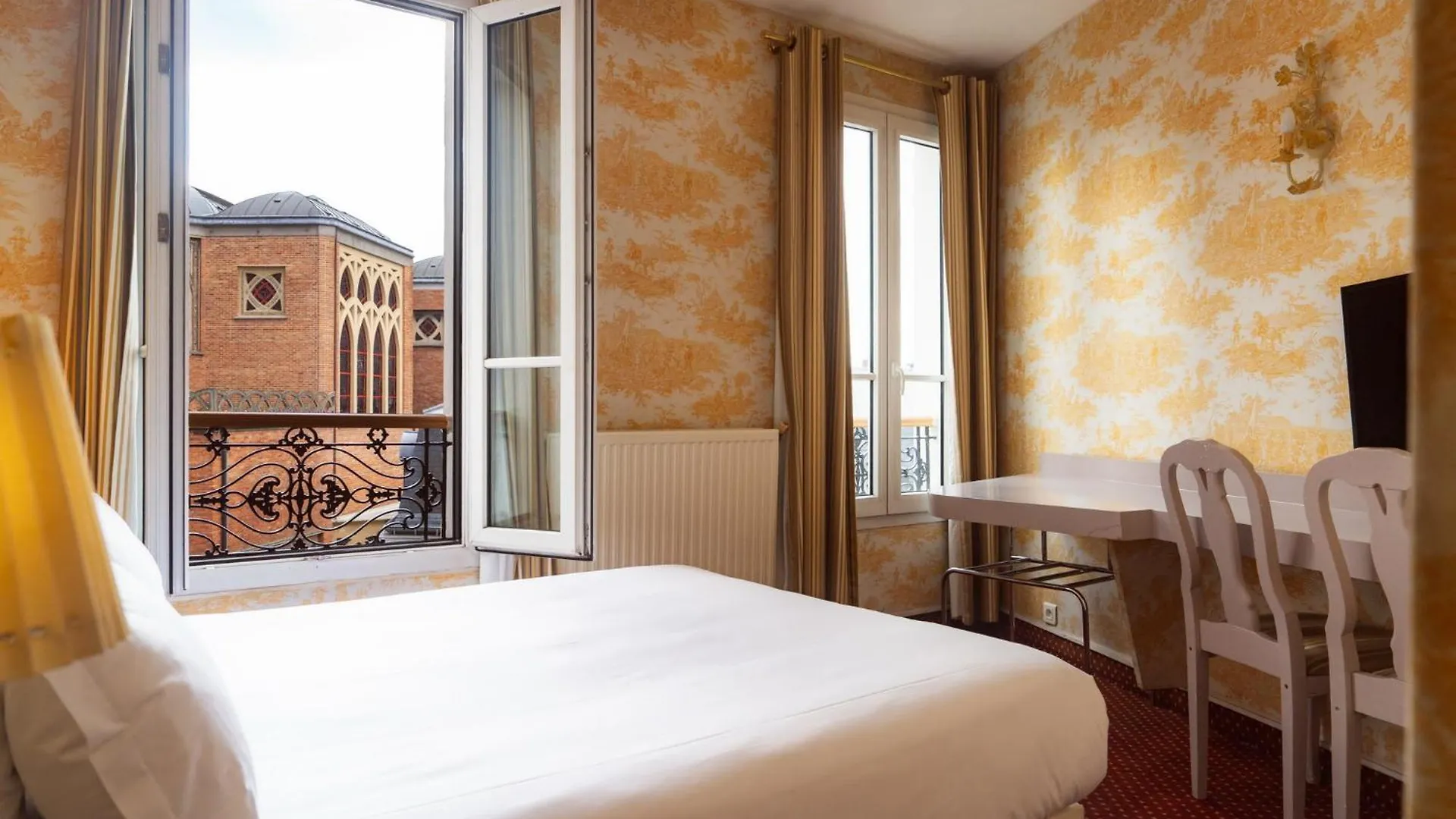 **  Hotel Regyn'S Montmartre Paryż Francja